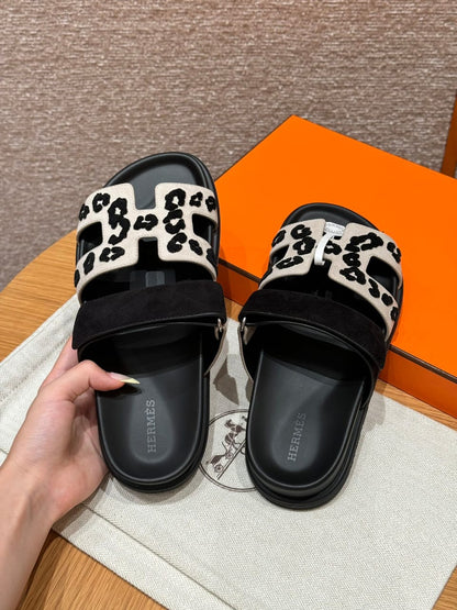 Sandales Chypre Hermès Blanc Léopard